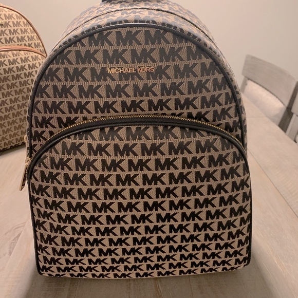 Jacquard Michael Kors backpack ?
